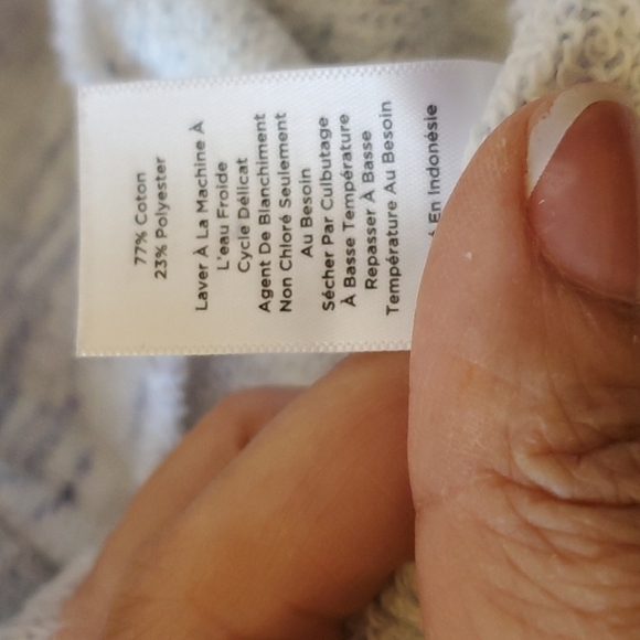 T by Talbots light blue sweater Size XL - Picture 16 of 17